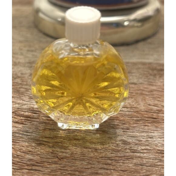 Vintage SPELLBOUND Mini Perfume Bottle Estée Lauder Round Unique Design - Picture 4 of 7